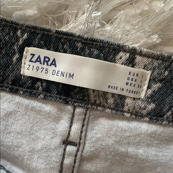 Animal Print Zara Denim skirt - Picture 2 of 2